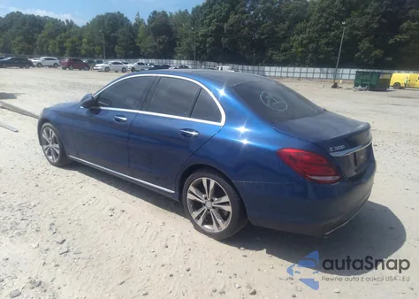 2017 Mercedes-Benz C 300 Luxury/Sport из США, поврежденный, VIN 55SWF4JB3HU205145